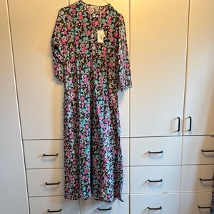 Roller Rabbit Manusa Kurta Floral Maxi  with Pink and Green Pattern.  3/4 sleeve